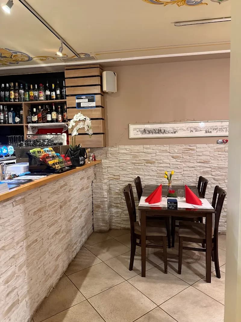 View of Restaurant Zur Seebach in Seebach, ZH