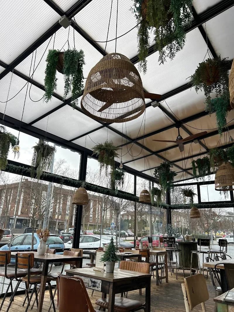 View of Restaurante Cafetería La Estacion De 3 Cantos in Tres Cantos, Madrid