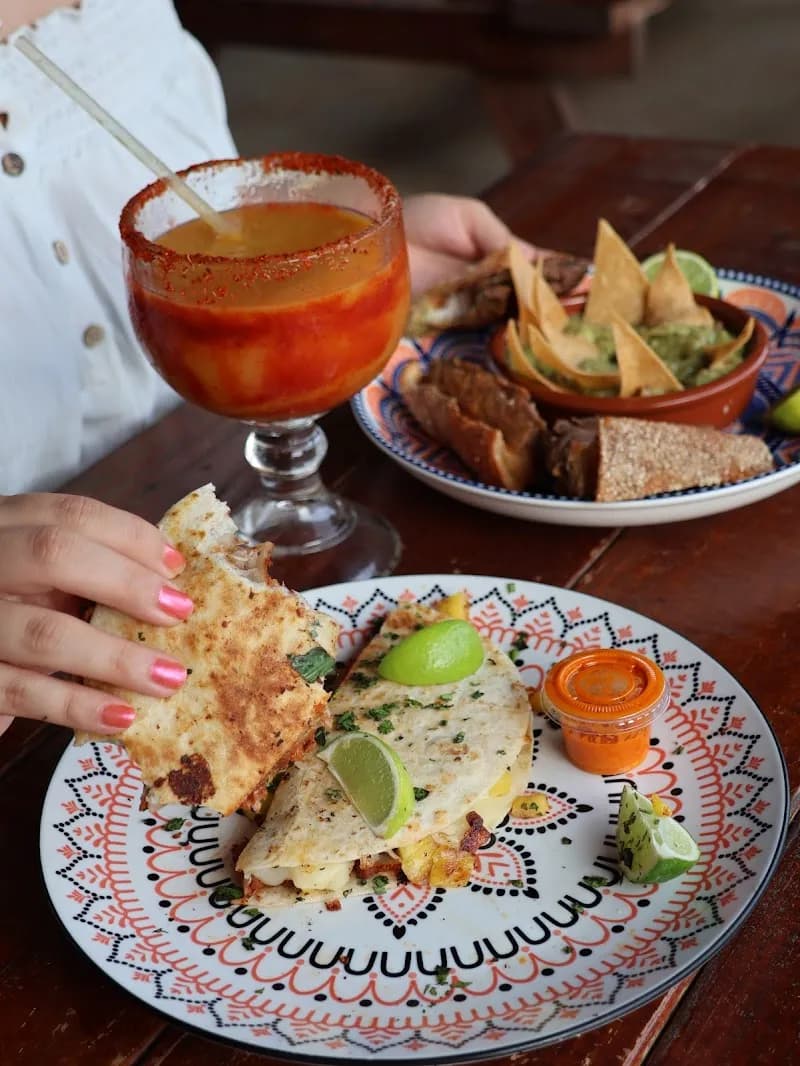 View of Restaurante Familiar La Betania in Betania, PA