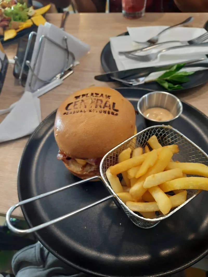 View of Restaurante Familiar Manga Típico in Manga, Bolivar