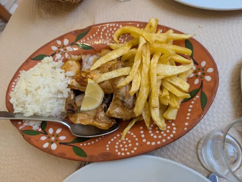 View of Restaurante Familiar Silvalde in Silvalde, Porto