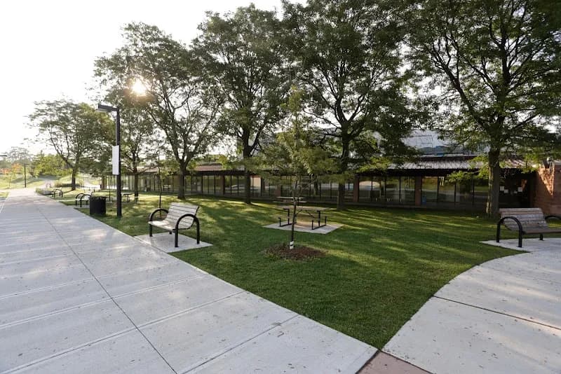 Richvale Community Centre & Pool swimming pool in Richmond Hill, ON