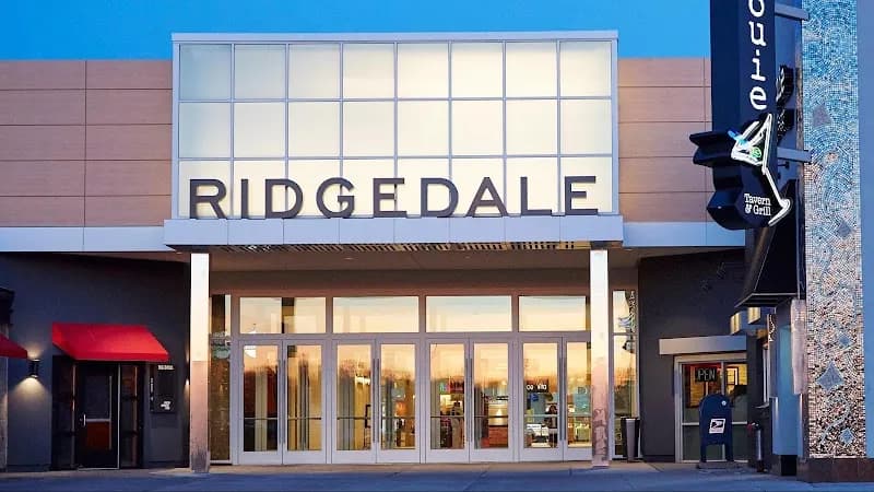 Ridgedale Center shopping mall in Minnetonka, MN