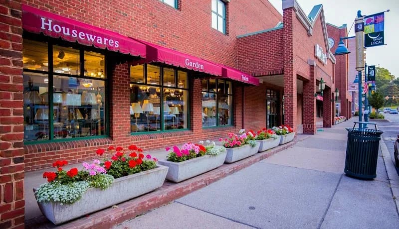 Rollier Hardware Inc hardware store in Mount Lebanon, PA