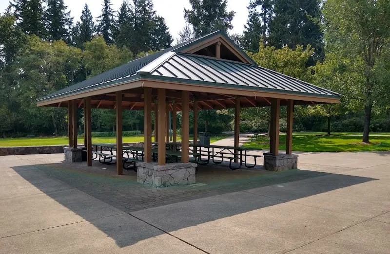 Rood Bridge Park park in Hillsboro, OR