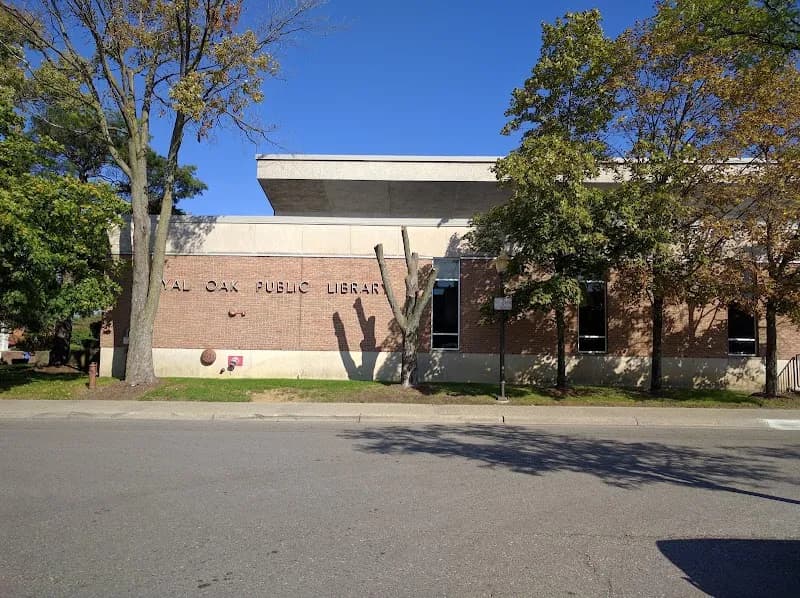 View of Royal Oak Public Library in Royal Oak, MI