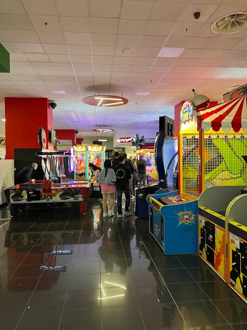 View of Sala Admiral JOYVILLAGE in Florence, TC