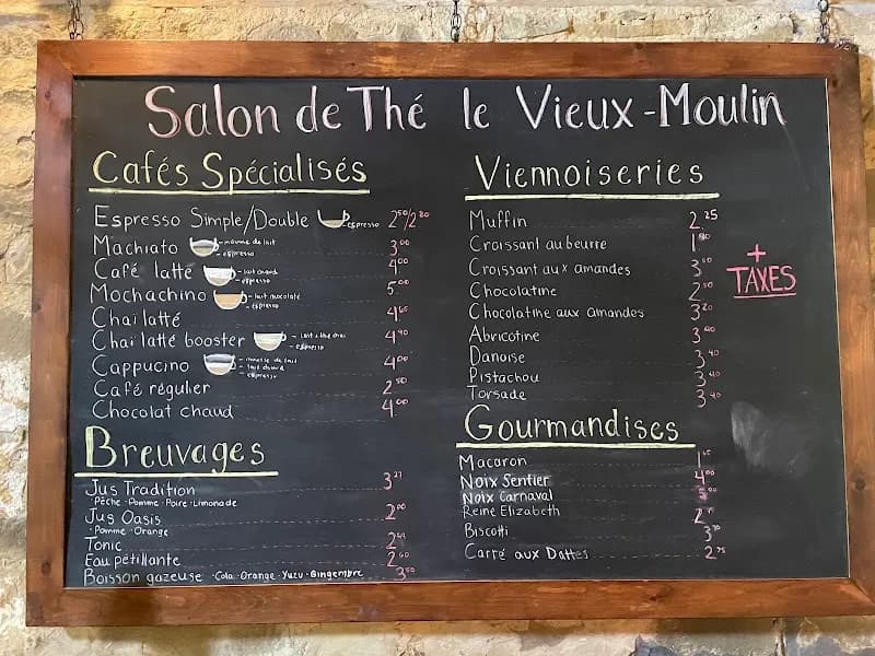 View of Salon de thé Le Vieux-Moulin in Saint-Bruno-de-Montarville, QC