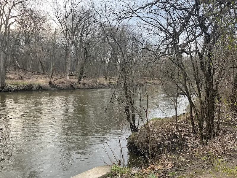Salt Creek Trail System - Brown Unpaved Spur route in La Grange, IL