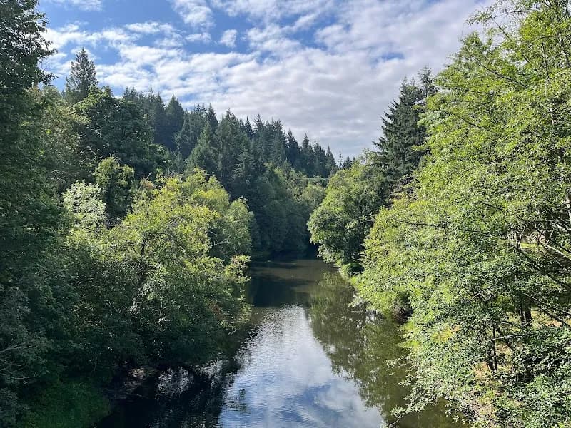 Sammamish River Trail park in Bothell, WA