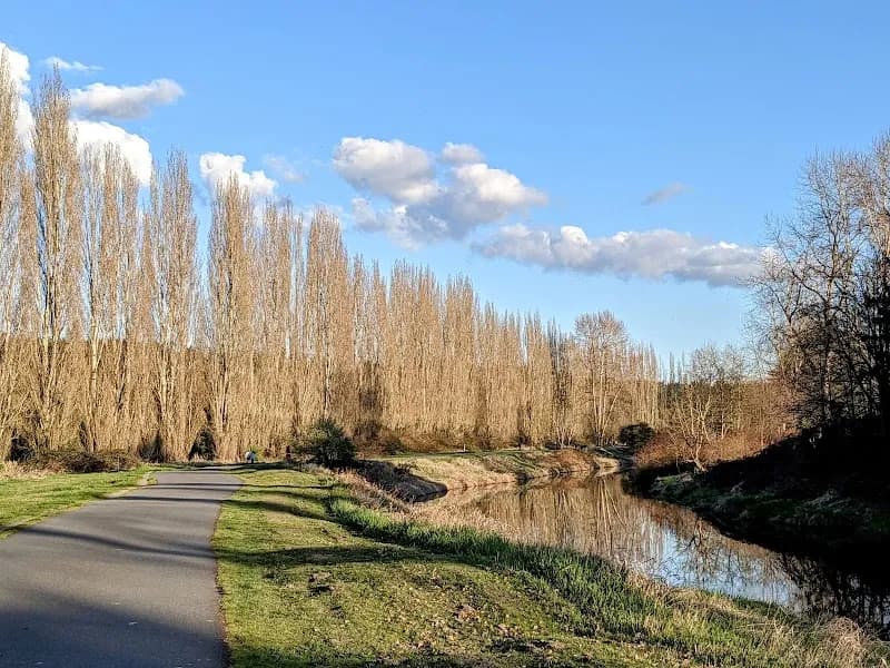 View of Sammamish River Trail in Bothell, WA