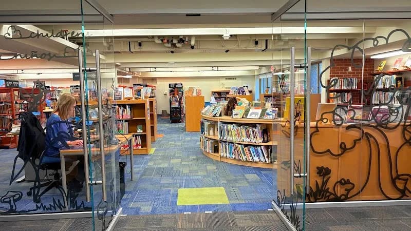 View of San Rafael Public Library in San Rafael, CA