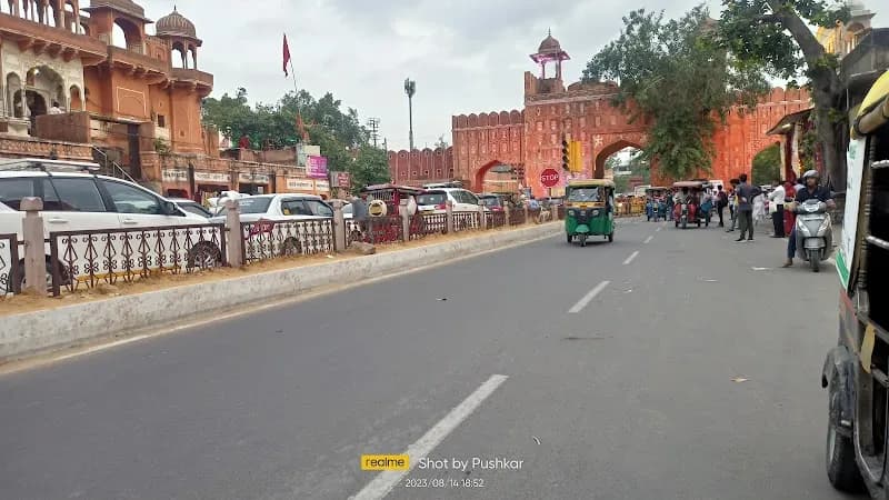 Sanganeri Gate Market Local Eateries restaurant in C-Scheme, RJ