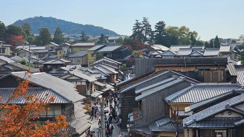 View of Sannenzaka Street in Higashiyama, KYO