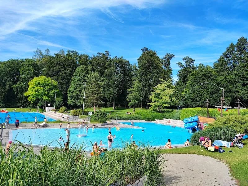 Schwimmbad Fohrbach sauna in Zollikon, ZH