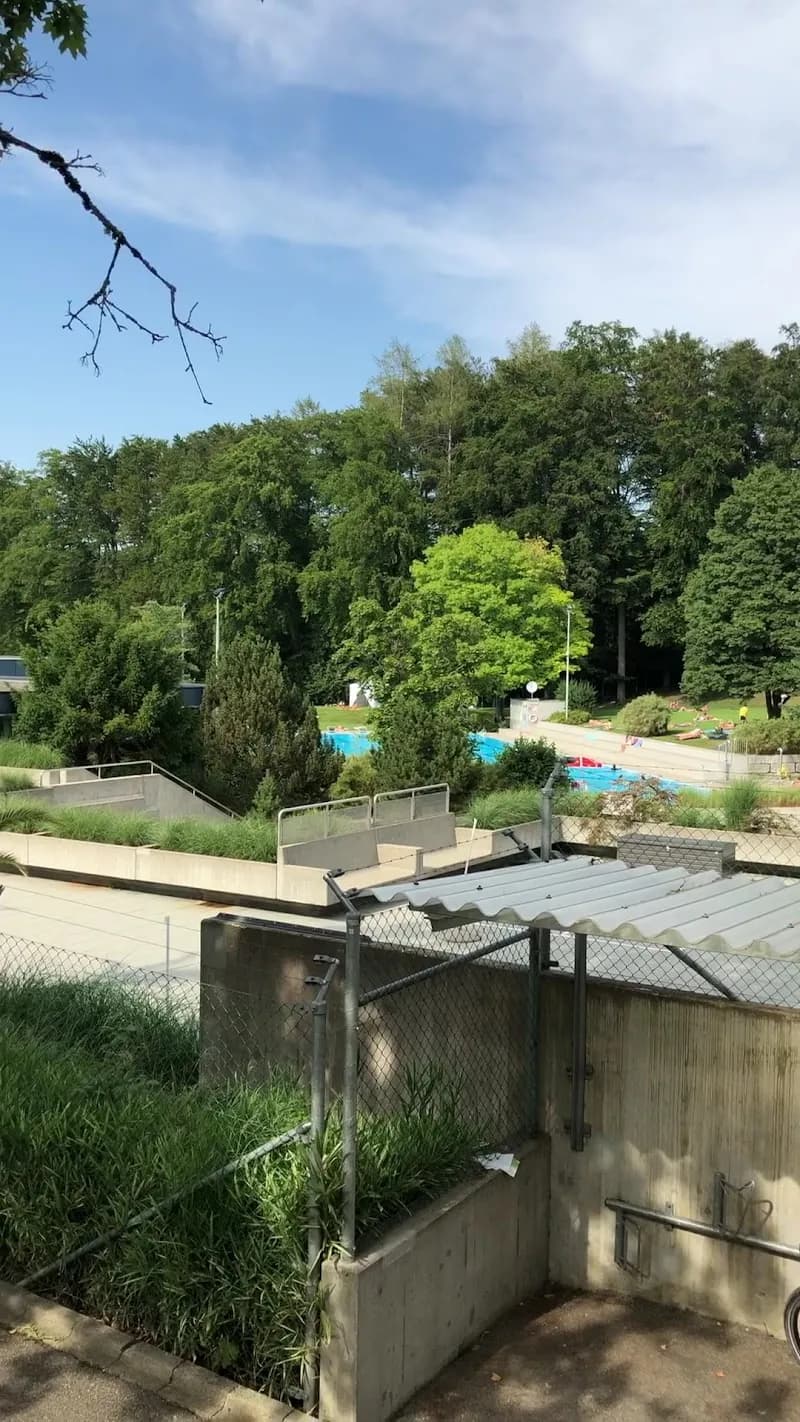 View of Schwimmbad Fohrbach in Zollikon, ZH