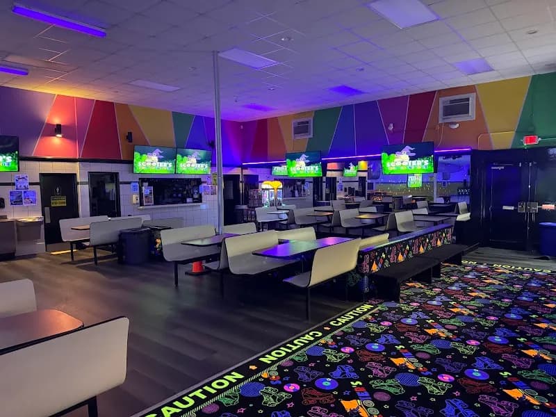 View of Scooter's Skating Center in Wilmington, NC