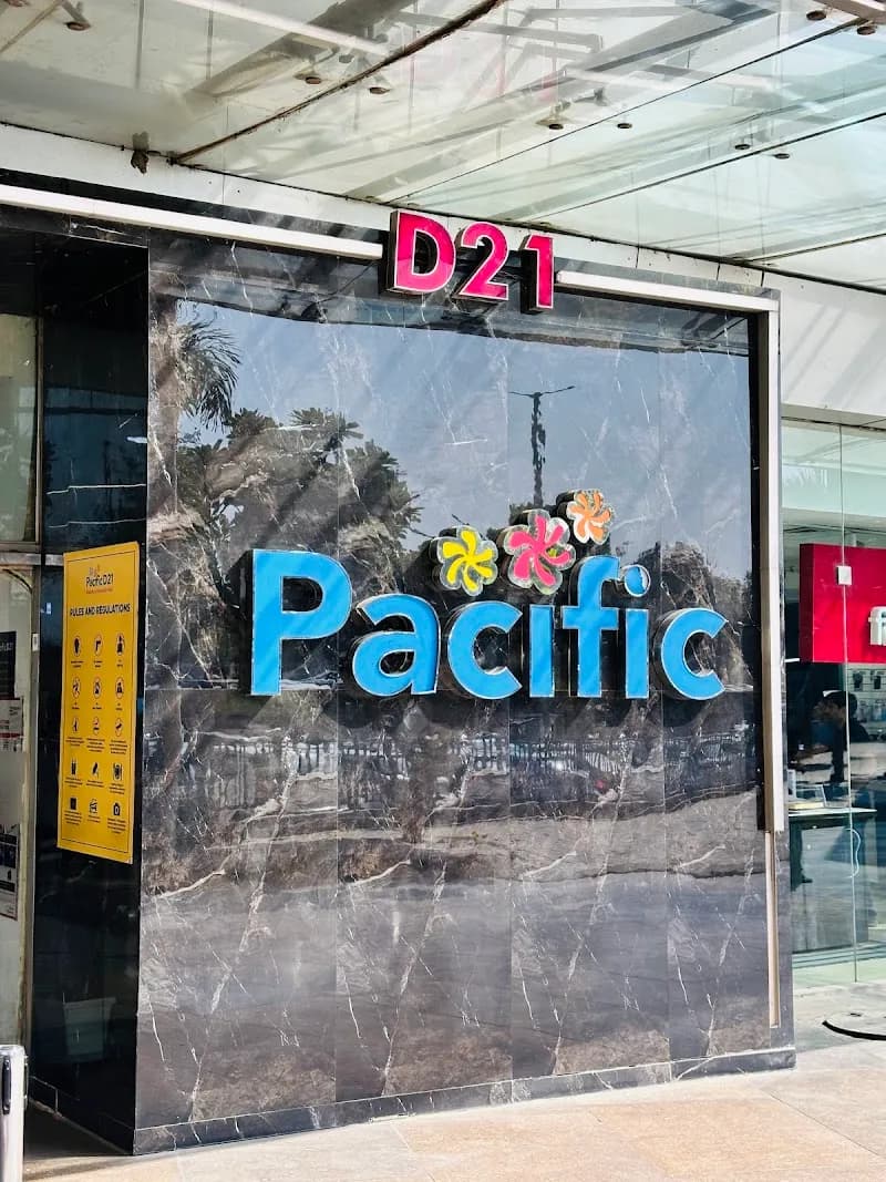 Sector 21 Food Court & Family Cafes cafe in Sec 21 Gandhinagar, HR