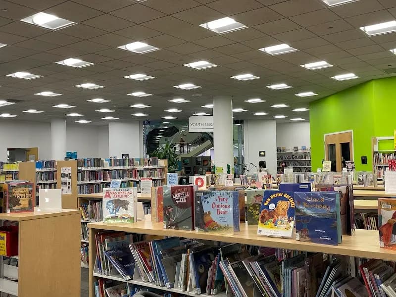 Selby Library library in Sarasota, FL