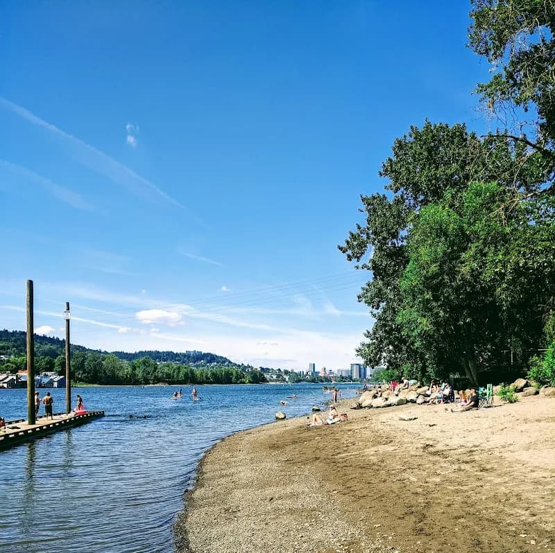 Sellwood Riverfront Park park in Sellwood-Moreland, OR