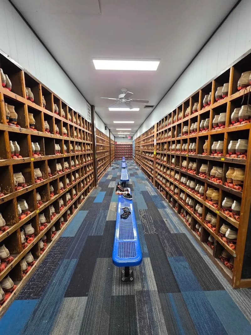 View of Semoran Skateway in Longwood, FL