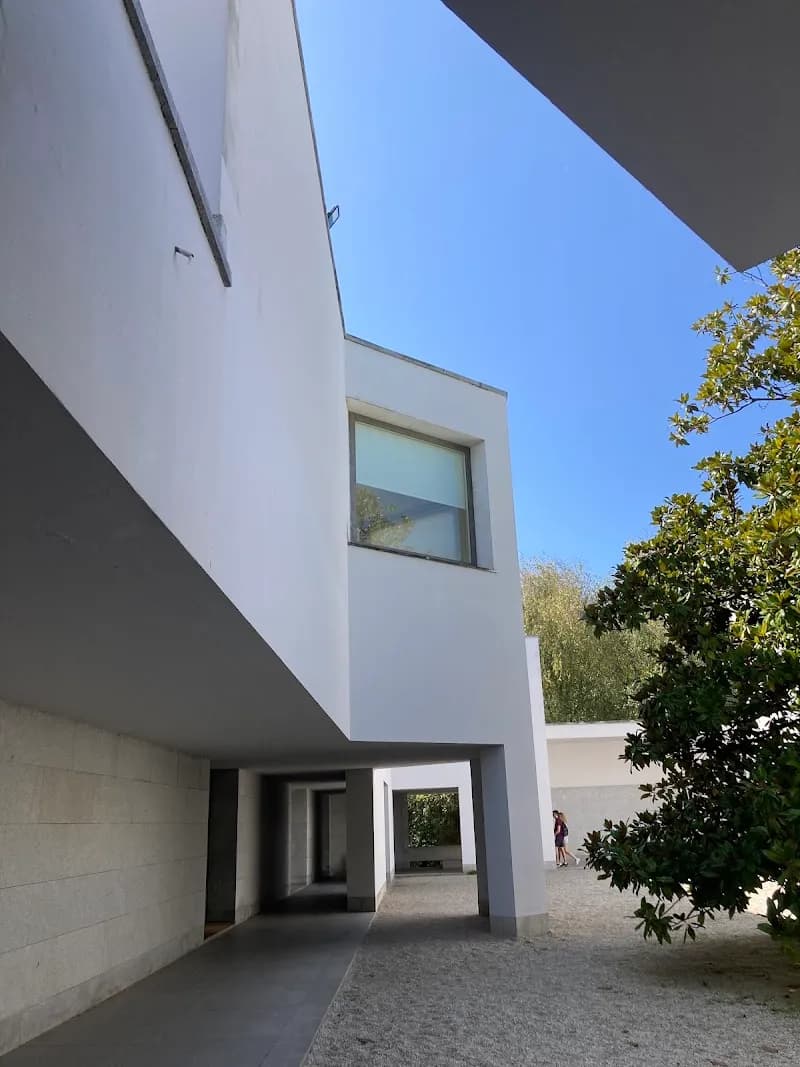 View of Serralves Museum of Contemporary Art in Porto, PRT