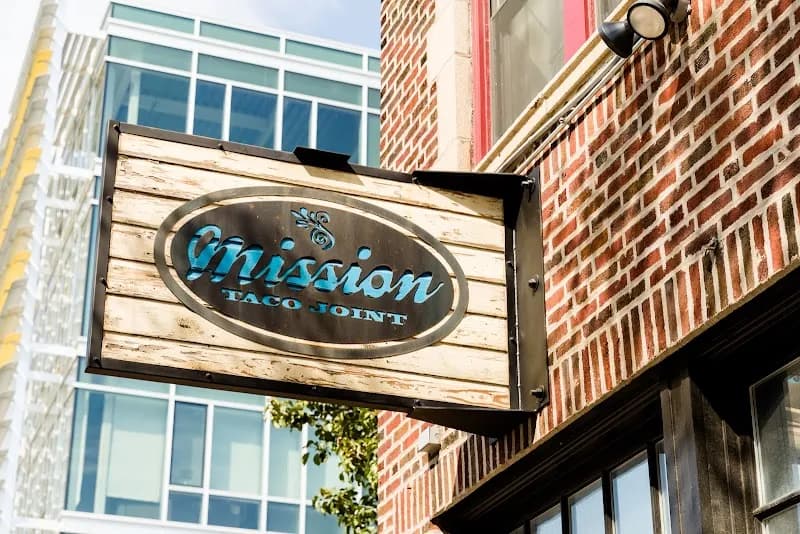 Session Taco - Delmar Loop Cocktail Bars in Florissant, MO