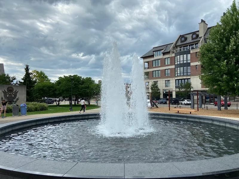 Shain Park park in Birmingham, MI