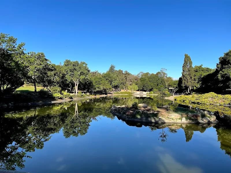 Sharon Park park in Menlo Park, CA