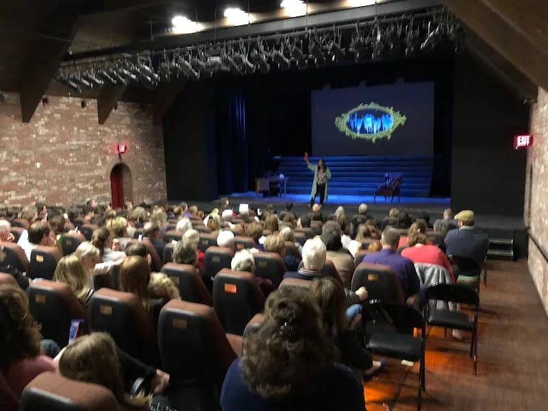 View of Shreveport Little Theatre in Shreveport, LA