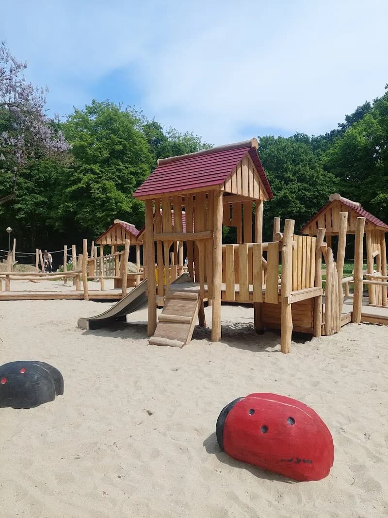 Sint-Jozefpark Playground playground in Vilvoorde, VBR