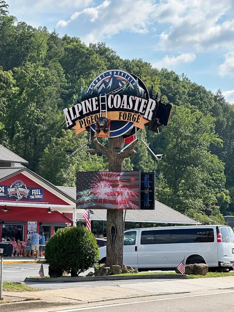 Smoky Mountain Alpine Coaster roller coaster in Pigeon Forge, TN