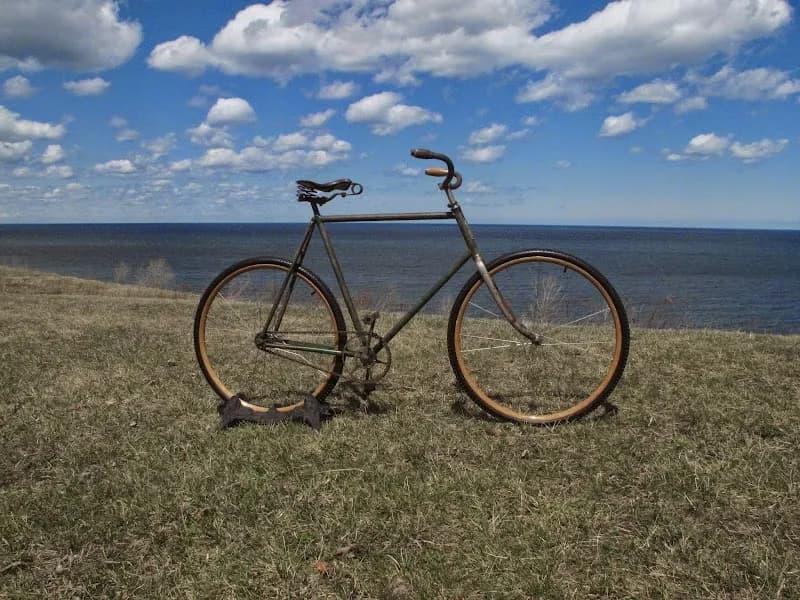 View of South Shore Cyclery in Cudahy, WI