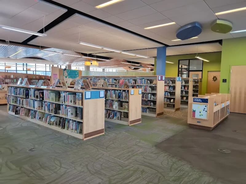 View of Southwest Public Libraries: Grove City Library in Grove City, OH