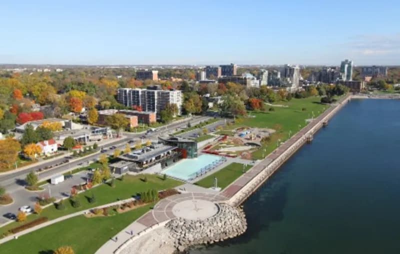 Spencer Smith Park park in Burlington, ON