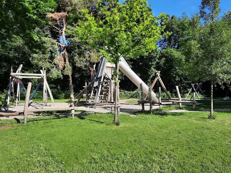 Spielplatz playground in Gräfelfing, BY