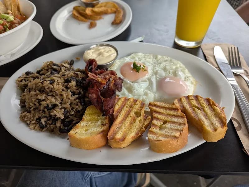 View of Spoon Restaurant in San Jose, SJ