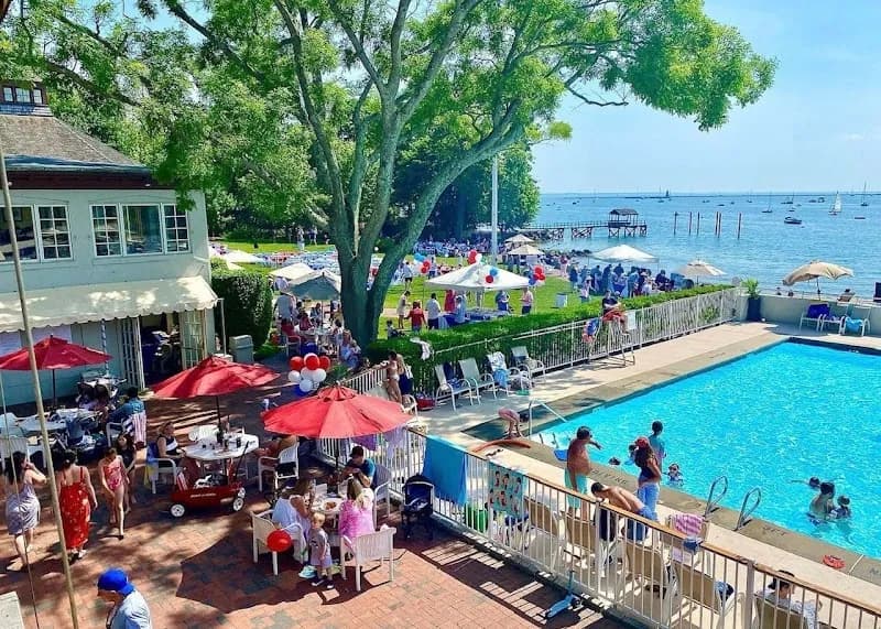 Stamford Yacht Club marina in Stamford, CT