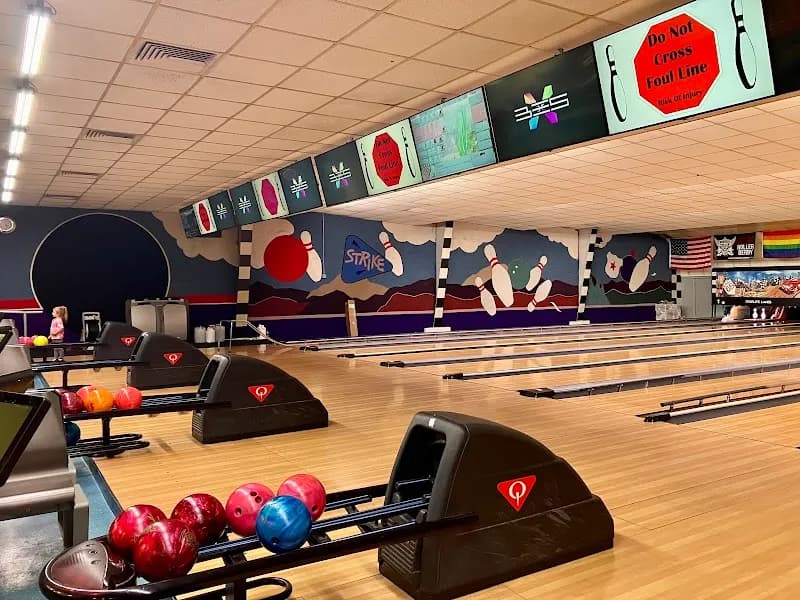Starlite Lanes bowling alley in Flagstaff, AZ