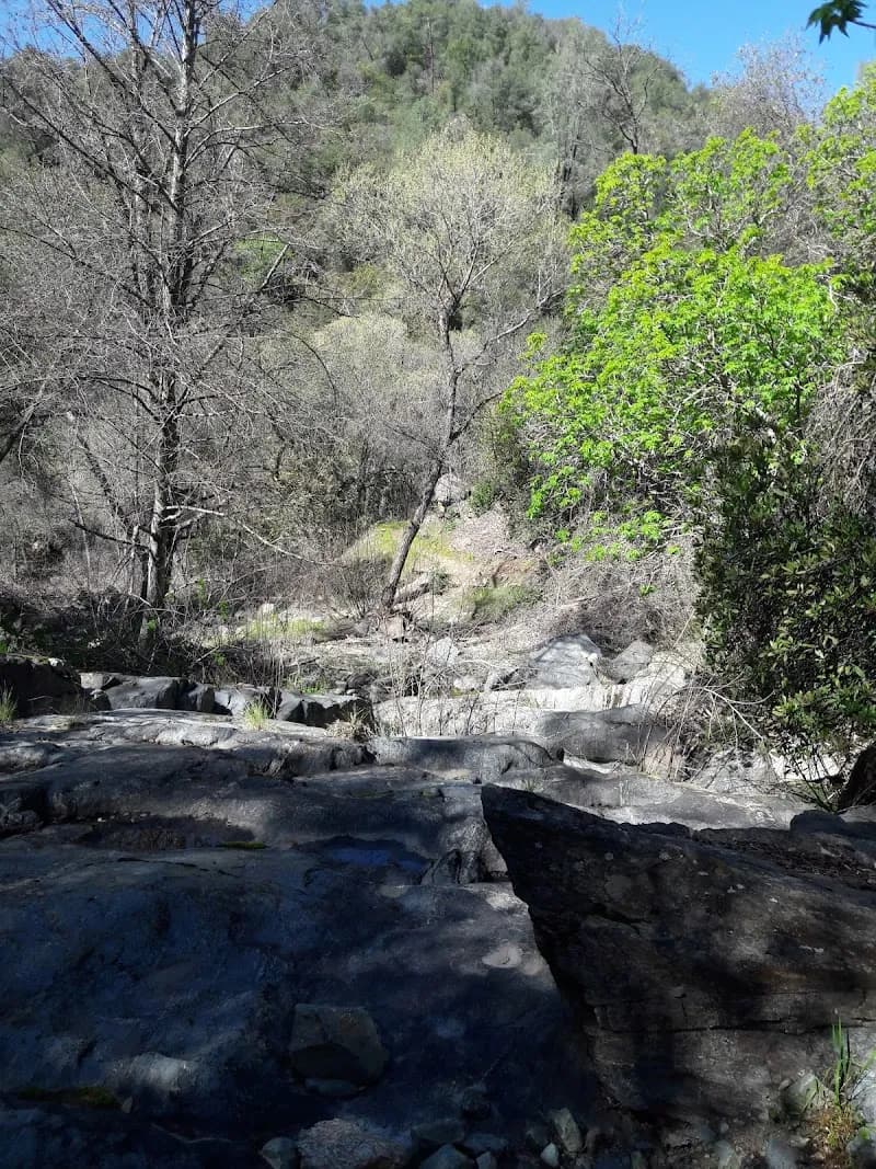 View of Stockton Creek Reservoir Trailhead in Stockton, CA