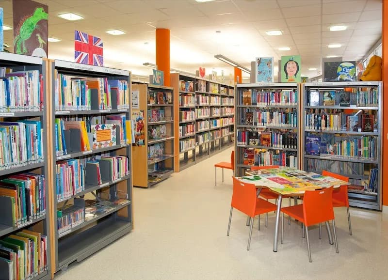 View of Strebersdorf Library (Bücherei Strebersdorf) in Strebersdorf, VIE