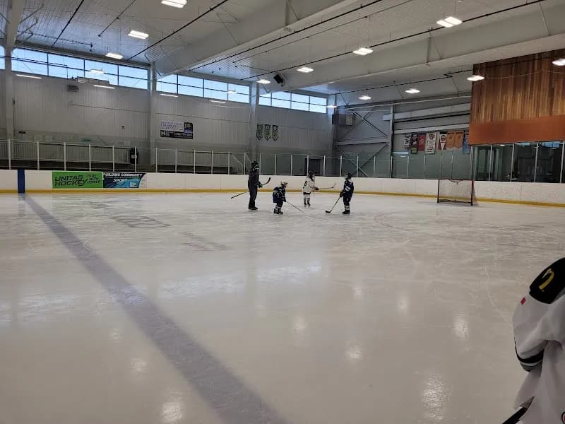 Stronach Aurora Recreation Complex sports activity location in Aurora, ON