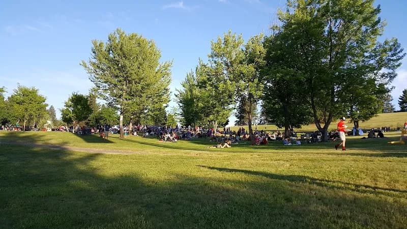 Sunnyside Park Disc Golf Course athletic field in Pullman, WA