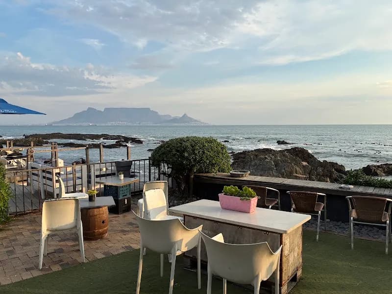 Sunset Beach Coffee & Bistro cafe in Bloubergstrand, WC