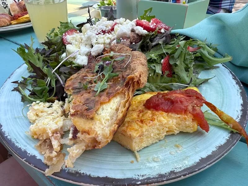 View of Sweet Lemon Kitchen in Georgetown, TX