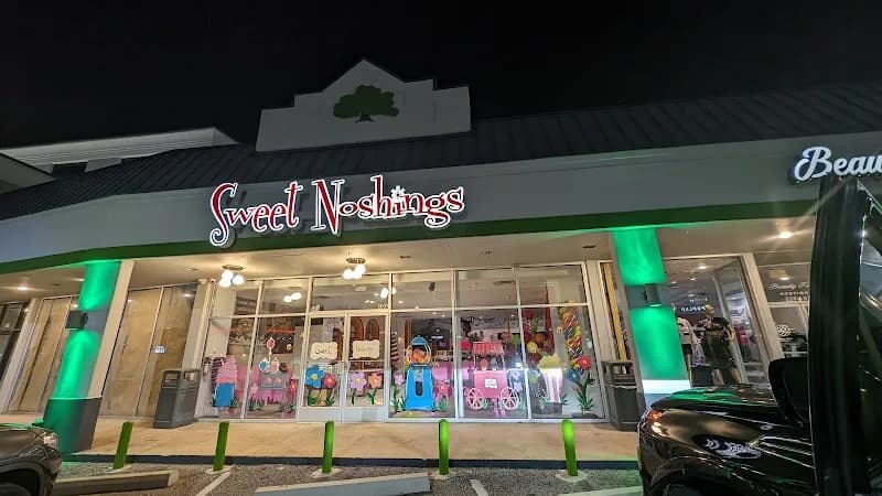 Sweet Noshings Candy Stores in East Memphis, TN