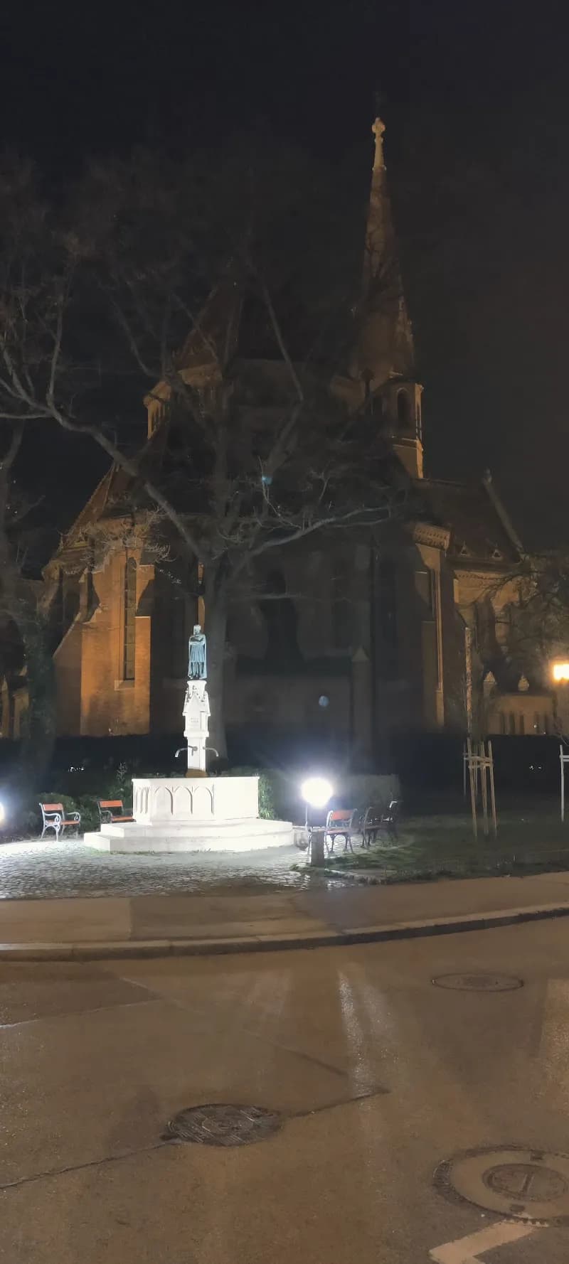 View of Szilágyi Dezső Square Reformed Church in Monor, Budapest