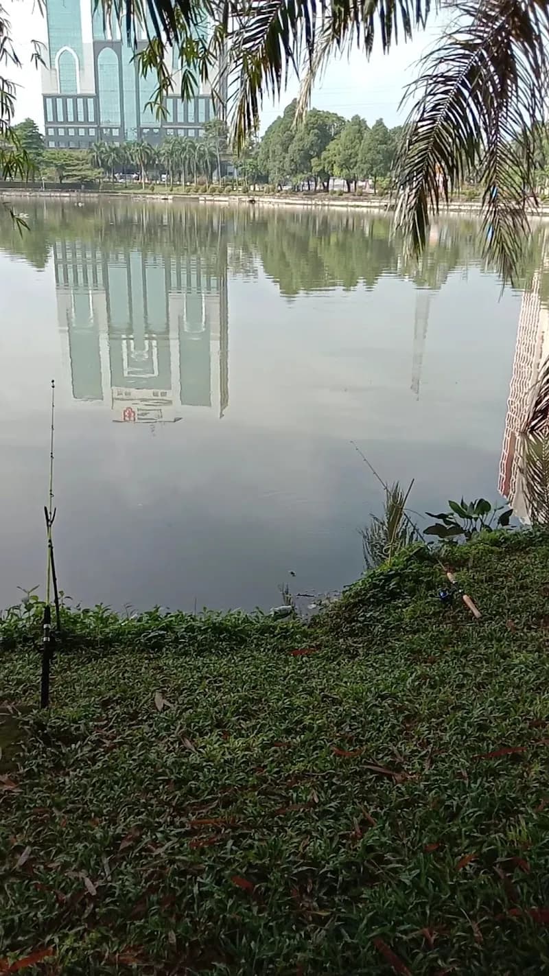 View of Taman Jaya Park in Petaling Jaya, SG