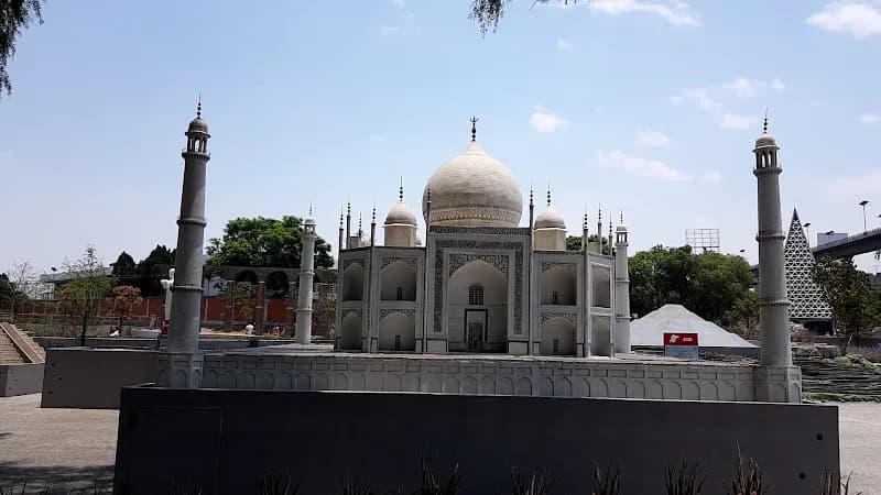 View of Temático Tlalnepantla "Mini Mundos" Park in Tlalnepantla, Edomex