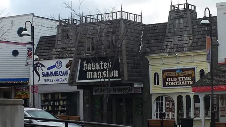 The Haunted Mansion event venue in Wisconsin Dells, WI